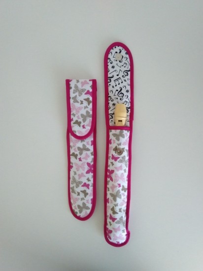 Bild von Blockflötenetui  Schmetterling