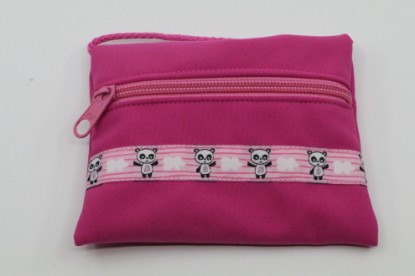 Bild von Softshell-Täschli Panda auf rosa
