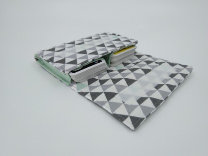 Bild von Spielkartenetui Dreiecke