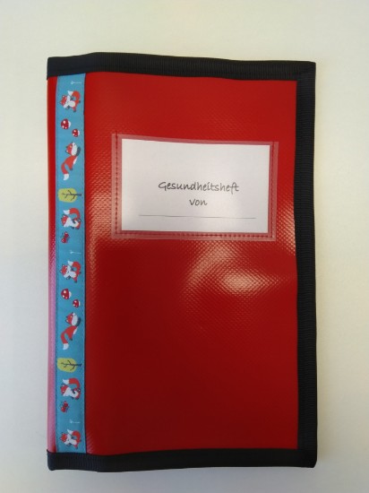 Bild von Umschlag Gesundheitsheft Füchse mit Pilz auf rot